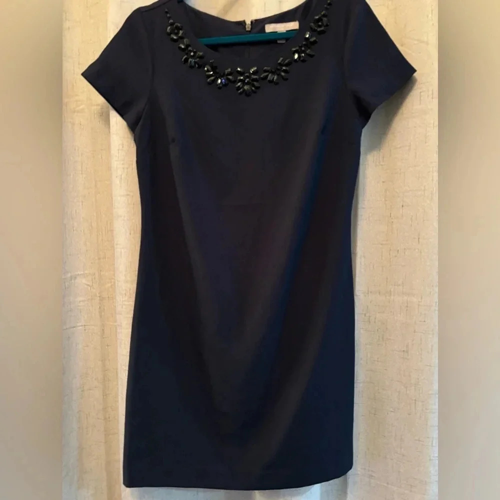 Banana Republic Size 4 Embellished Cocktail Shift Dress. Navy. Mini